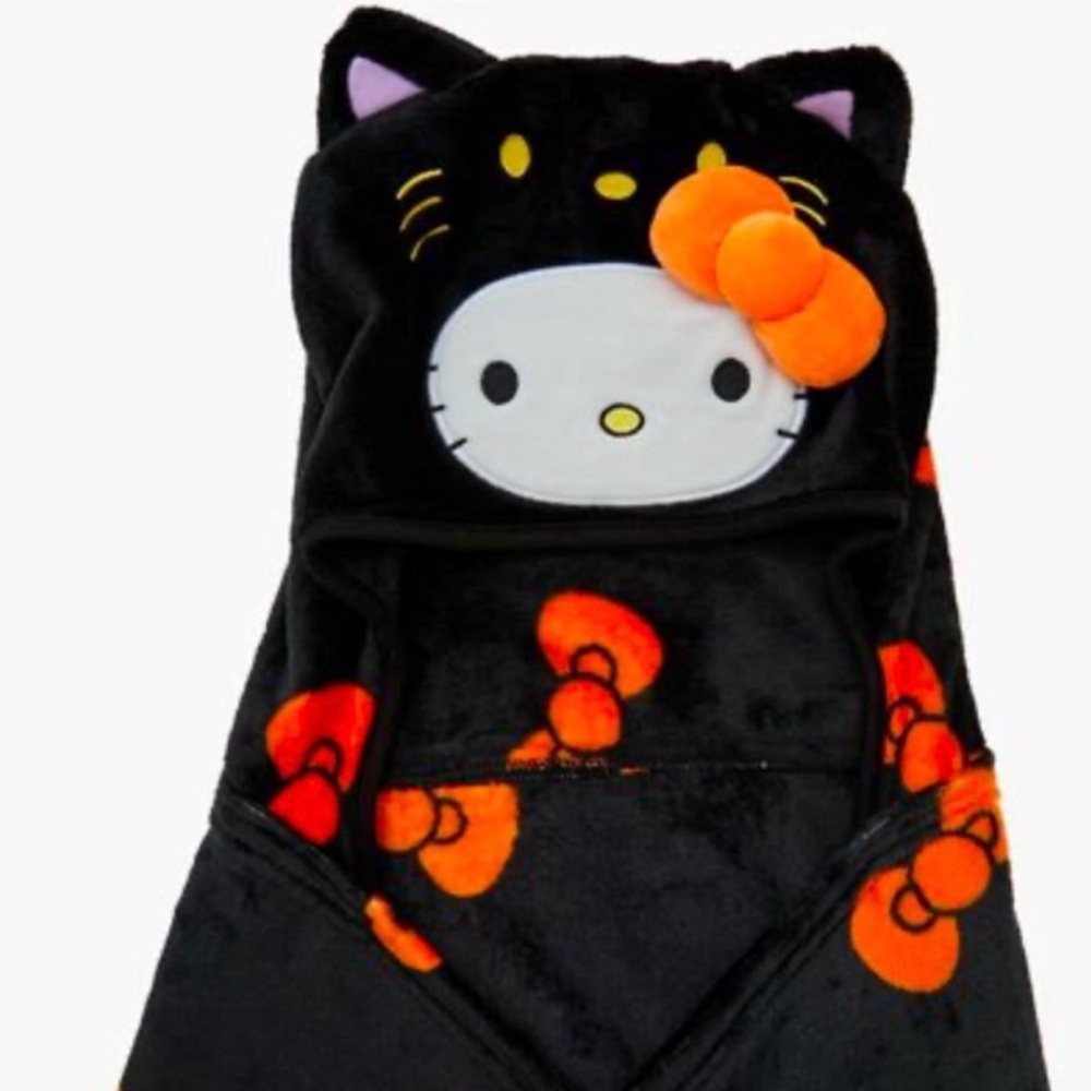 Hello Kitty Black Hooded Blanket